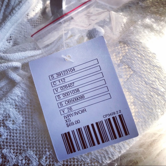 Ecote lace-up babydoll blouse. Brand new. 🌸 Host Pick 🌸 - Picture 7 of 8